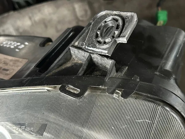 Vasen ajovalon heijastin Fiat Ulysse II 02-10 image 5