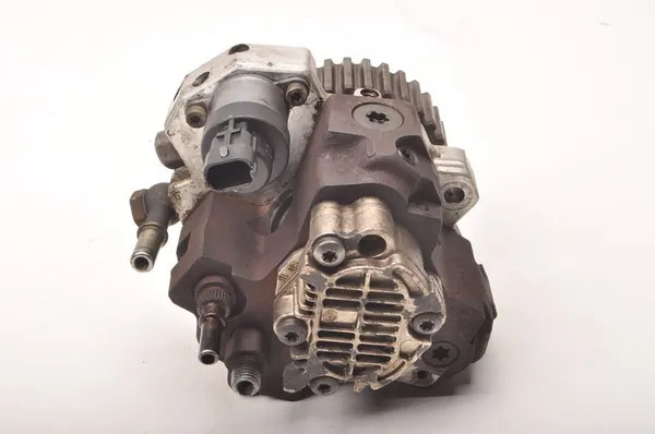 Brandstofpomp Peugeot 307 1.4 HDI 9637317380 image 5