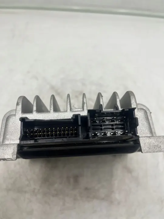 Amplificador de Áudio Mazda 3 OEM BN9R66920 - Usado image 4