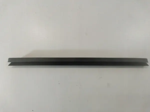 Joint de vitre arrière OEM 51347060253 pour BMW 3 E90/E91 image 2