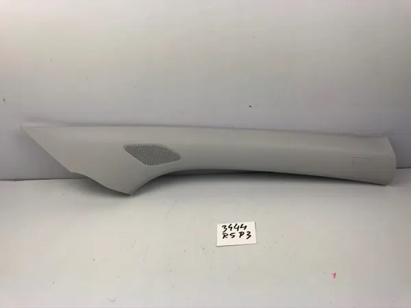 Begagnad pelaröverdrag OEM 6C6867234K Volkswagen image 2