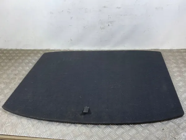Honda CR-V Bagageutrymmesmatta OEM 005165574 - Begagnad image 4