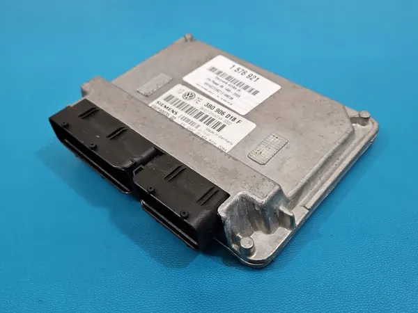 Unidade de controlo motor VW Passat B5 1.6 8V 3B0906018F image 2