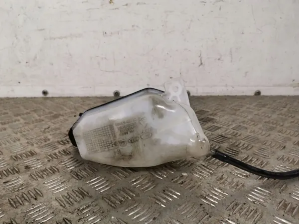 Depósito de nivelación Hyundai Santa Fe 2019 OEM FBZ13648 image 3