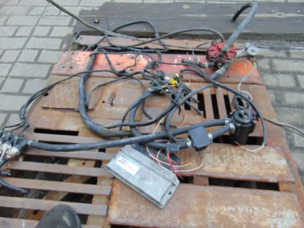 Kit GPL Séquentiel 6 Cyl Stag Audi A6 C5 2.4 V6 OEM GUSTAW2013 image 3