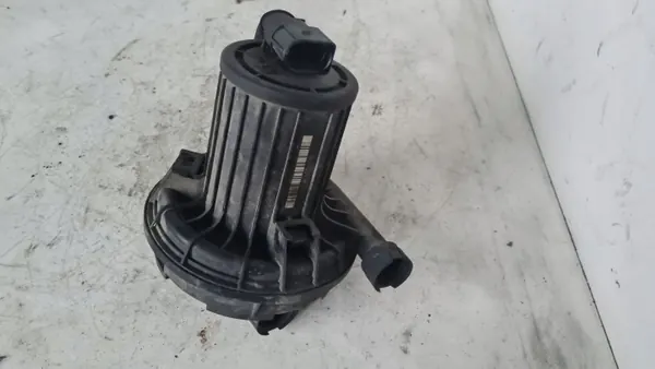 Toissijainen ilmapumppu OEM 06A959253B Audi A4 B7 1.6B image 2