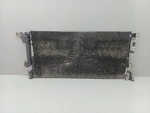 Ilmastointikondensaattori OEM 8W0816441 Audi A4 B9 A5 F5 image 2