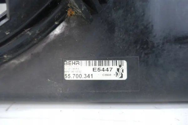 Jäähdytinpuhallin Fiat OE OEM 55700995 Grande Punto:lle image 5