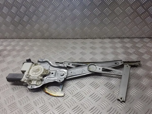 Mecanismo de janela dianteira esquerda Toyota Corolla E12 69820-02150 image 2