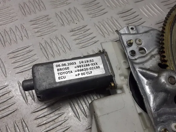 Mecanismo de janela dianteira esquerda Toyota Corolla E12 69820-02150 image 3