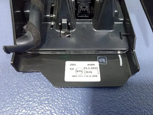 Audi OE Lenksäulenabdeckung OEM 4M8953516D image 5