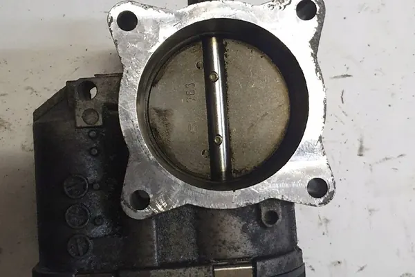 Vergaser VOLVO S60 I 2.0L Benzin 2007 image 2