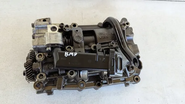 Ölpumpe OEM 03L103537 für VW Audi 2.0 TDI image 2