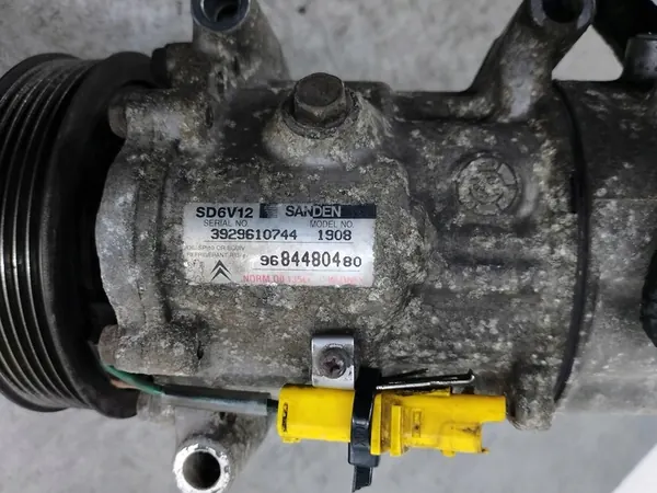 Compresseur de Climatisation Citroen C3 I 1.4 SD6V12 Sanden image 2