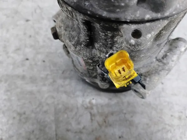 Compresseur de Climatisation Citroen C3 I 1.4 SD6V12 Sanden image 3