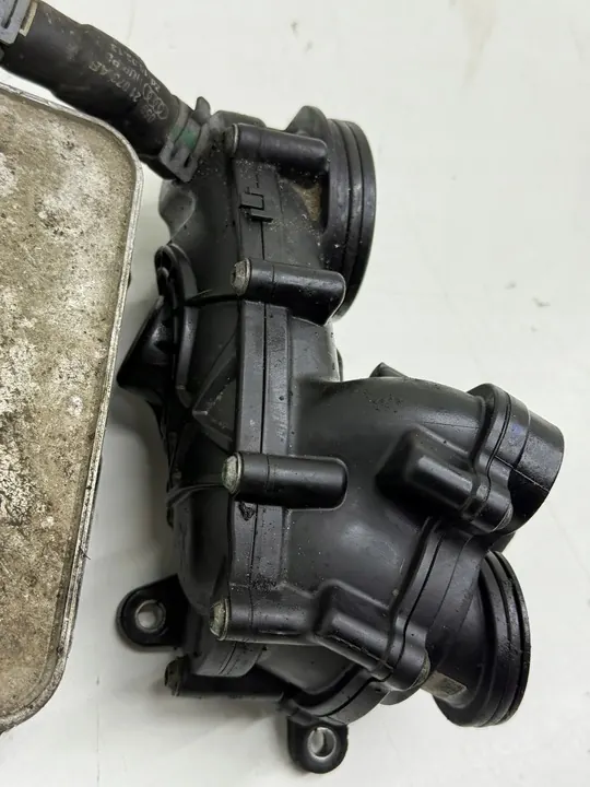 AUDI A4 A6 A7 C7 3.0 TDI Carcasa de Termostato OEM image 7