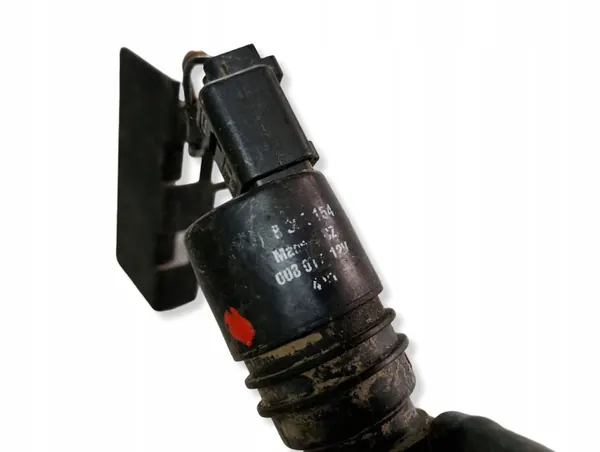 BMW Scheibenwaschpumpen-Abdeckung OEM 8377539 - Gebraucht image 4