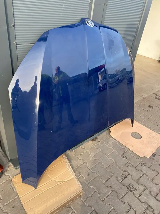 Motorhuv, Skoda SuperB image 2