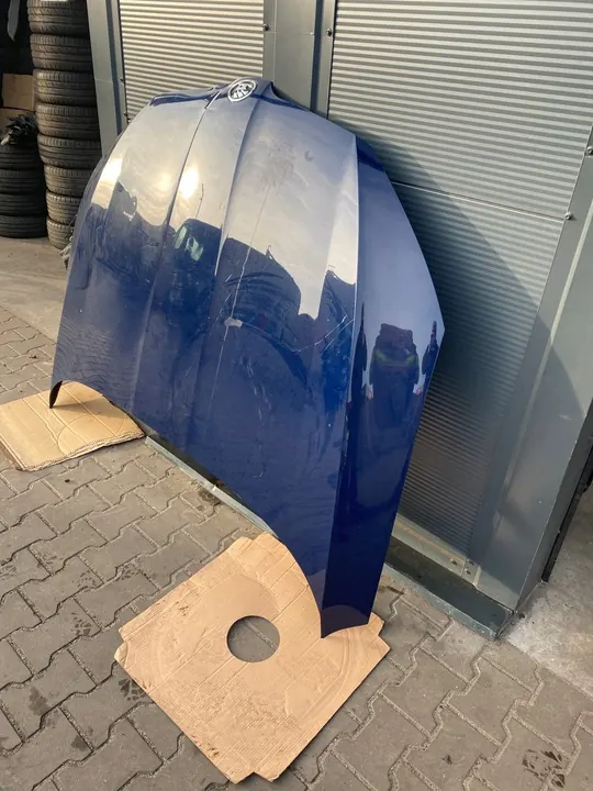 Motorhuv, Skoda SuperB image 3