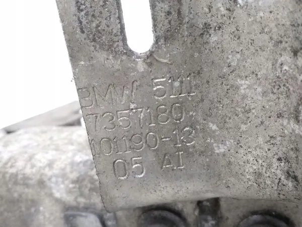 Renforcement de pare-chocs avant BMW 7 G11 G12 image 7