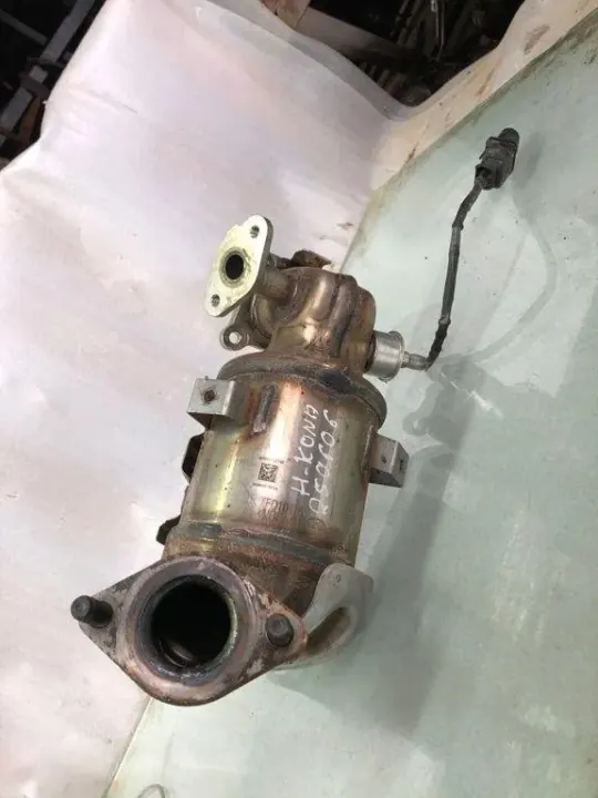 Begagnad katalysator OEM W0850C2100 för Hyundai image 2