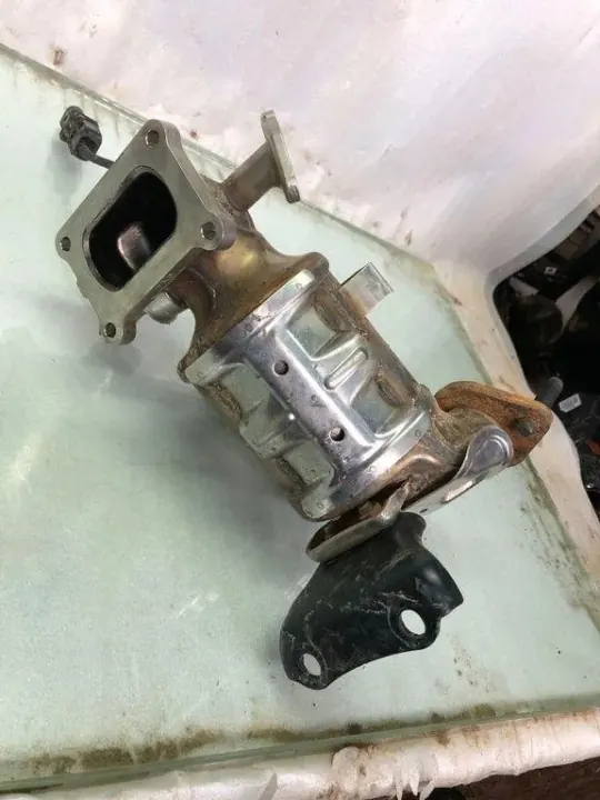 Begagnad katalysator OEM W0850C2100 för Hyundai image 3