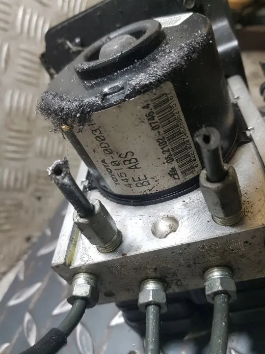 ABS-pumppu OEM 44510-0D031 Toyota Yaris 2:lle image 6