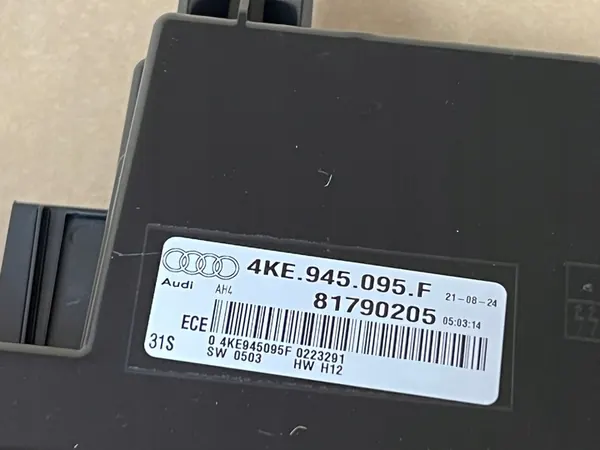 AUDI E-TRON LUCES TRASERAS LED 4KE945095F 4KE945092D 4KE945091D image 7