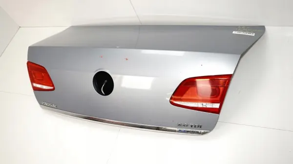 Kofferraumdeckel OEM 371116684 für VW Passat B7 Limousine image 3