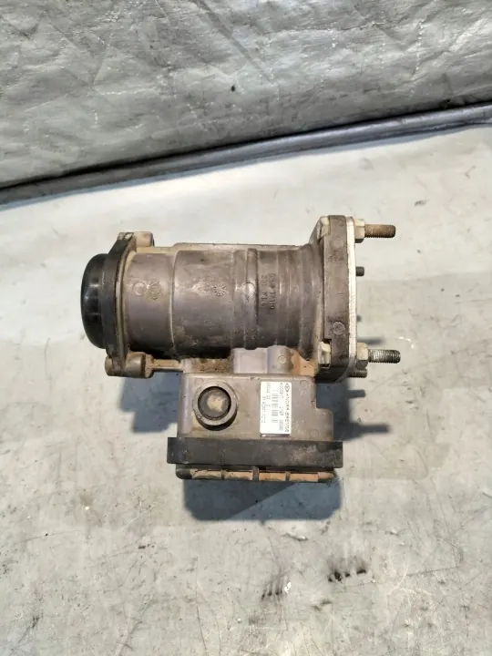 Válvula de freno EBS Knorr OEM 81523016212 image 10