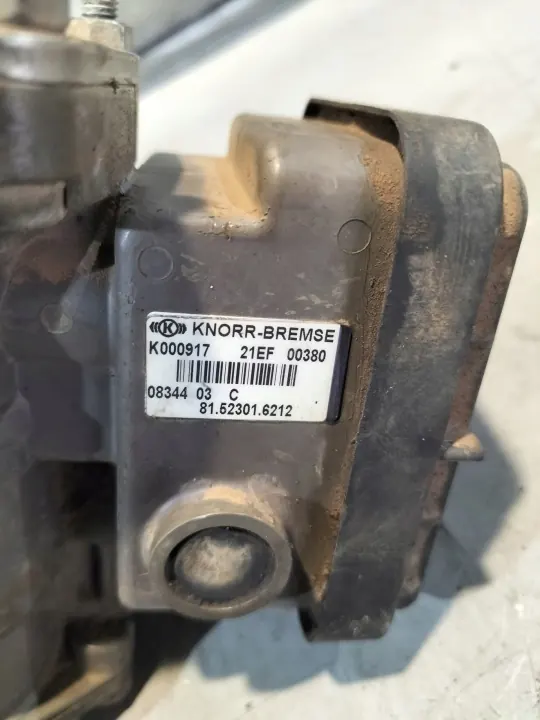 Válvula de freno EBS Knorr OEM 81523016212 image 6