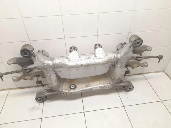 BMW Taka jouset OEM 181073951 5-sarjalle image 9