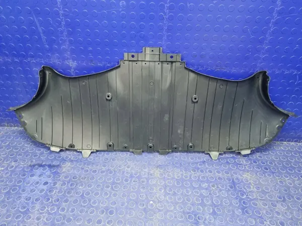 Escudo inferior para-choques traseiro Tesla Model Y OEM 1638051-00-B image 5