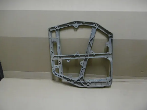 AdBlue-tank fästbracket OEM 21689541 Volvo FH4 image 2
