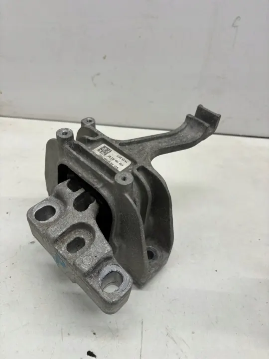 Support moteur droit VW Passat B8 OEM 5Q0199262BF image 2