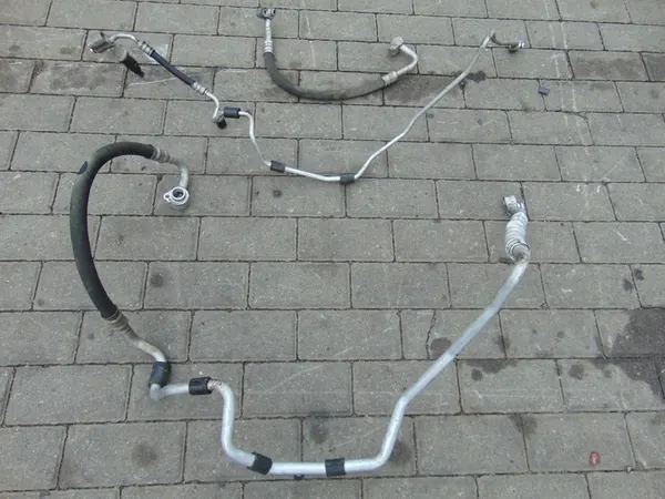 Ilmastointijohdot VW Caddy III 2.0 Bensiini image 3