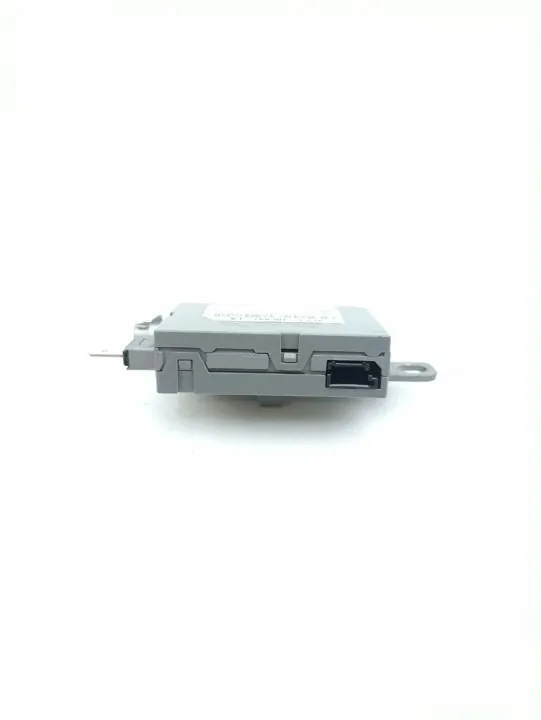 Amplificateur Antenne Ford OEM 7CP1-18C847-FA Occasion image 3