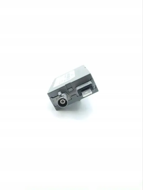 Amplificateur Antenne Ford OEM 7CP1-18C847-FA Occasion image 7