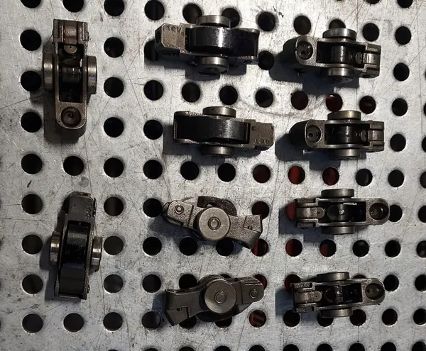 OEM 5047896AD Levanta Válvulas de Admisión 3.6L image 2