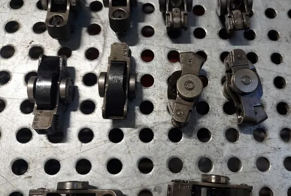 OEM 5047896AD Levanta Válvulas de Admisión 3.6L image 3