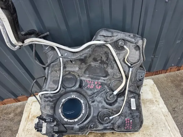 Bränsletank OEM 5WA201021LA för Audi A3 8Y 1.5 TSI image 3