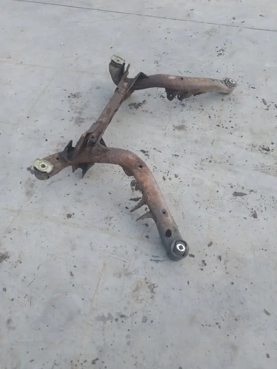 Audi A4 B8 A5 8T Bakre Stötdämpare 8K0505288E image 9