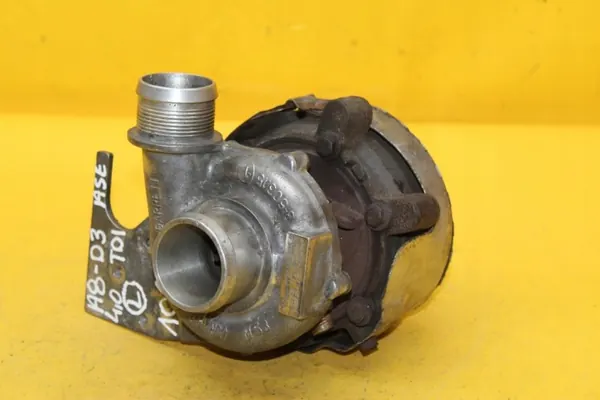 Turbo usado OEM 057145701T Esquerdo Audi A8 D3 image 2