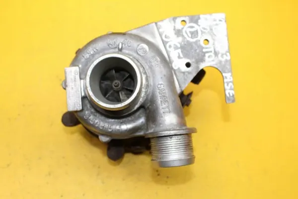 Turbo usado OEM 057145701T Esquerdo Audi A8 D3 image 7