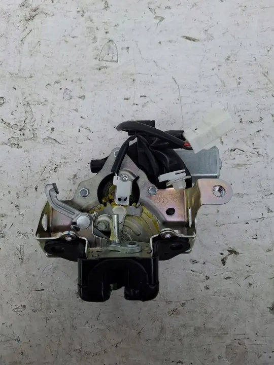 Verrou de hayon SUBARU FORESTER IV SJ image 2