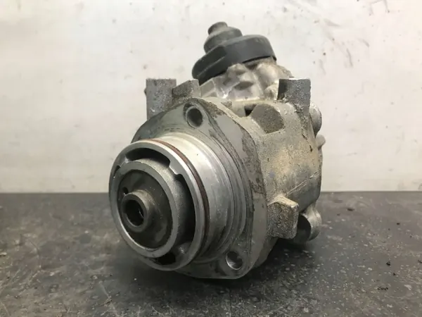 Bomba de inyección Citroen Jumper 2013 OEM 0445010512 image 2