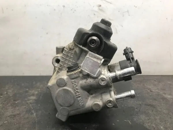 Bomba de inyección Citroen Jumper 2013 OEM 0445010512 image 6