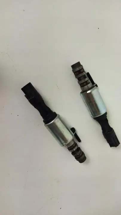 Nokkenassensor OEM 3L3E-6B297-EB voor Mustang V8 image 2