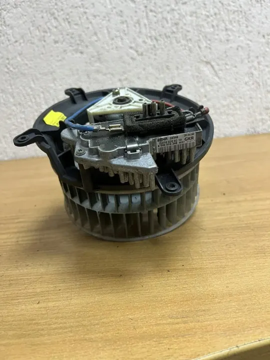 Kylfläkt OEM D8652 för Mercedes-Benz E W210 image 6