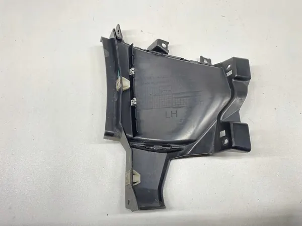 Luftintagskanal vänster Audi A6 C8 4K0 image 4